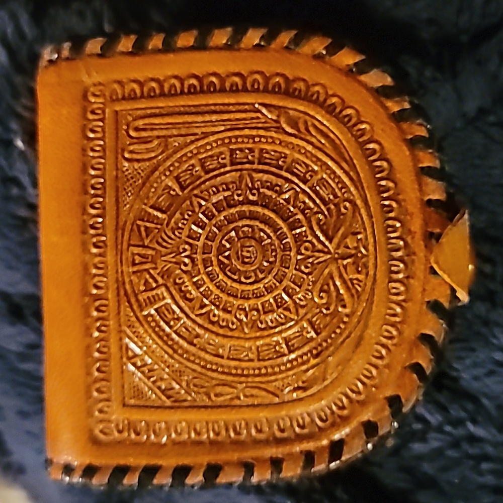 Vintage Leather Mexican Coin Purse.